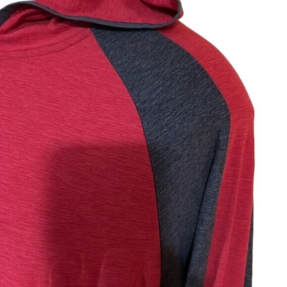NC State Wolfpack Colosseum Hooded Wind Workout Red Black LS Shirt New - Picture 5 of 9